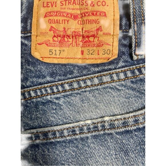 Levi's 517 Vintage Blue Denim Heart Patch Boot Cut Shorts - Picture 4 of 5